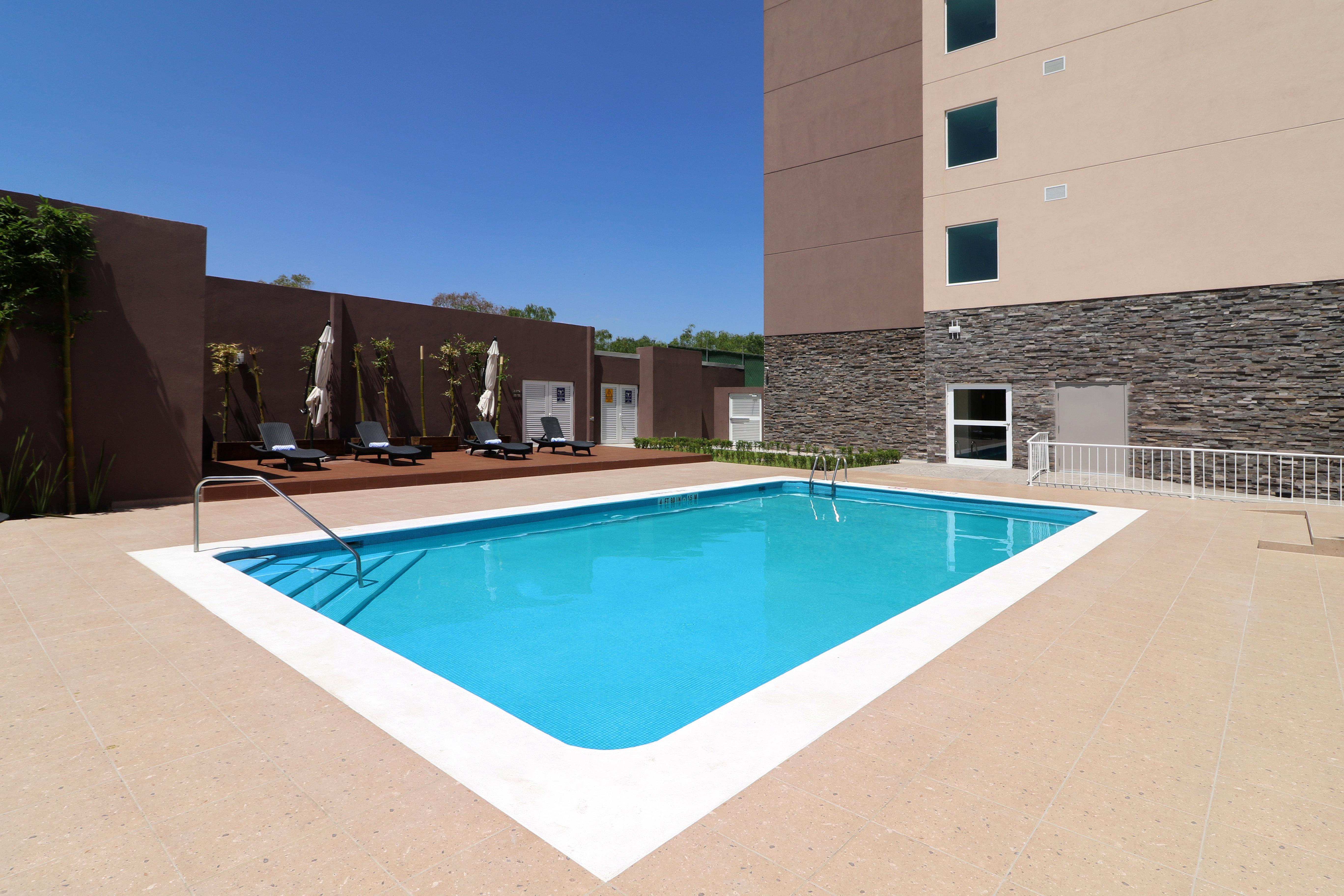 Candlewood Suites Celaya Celaya  Eksteriør bilde