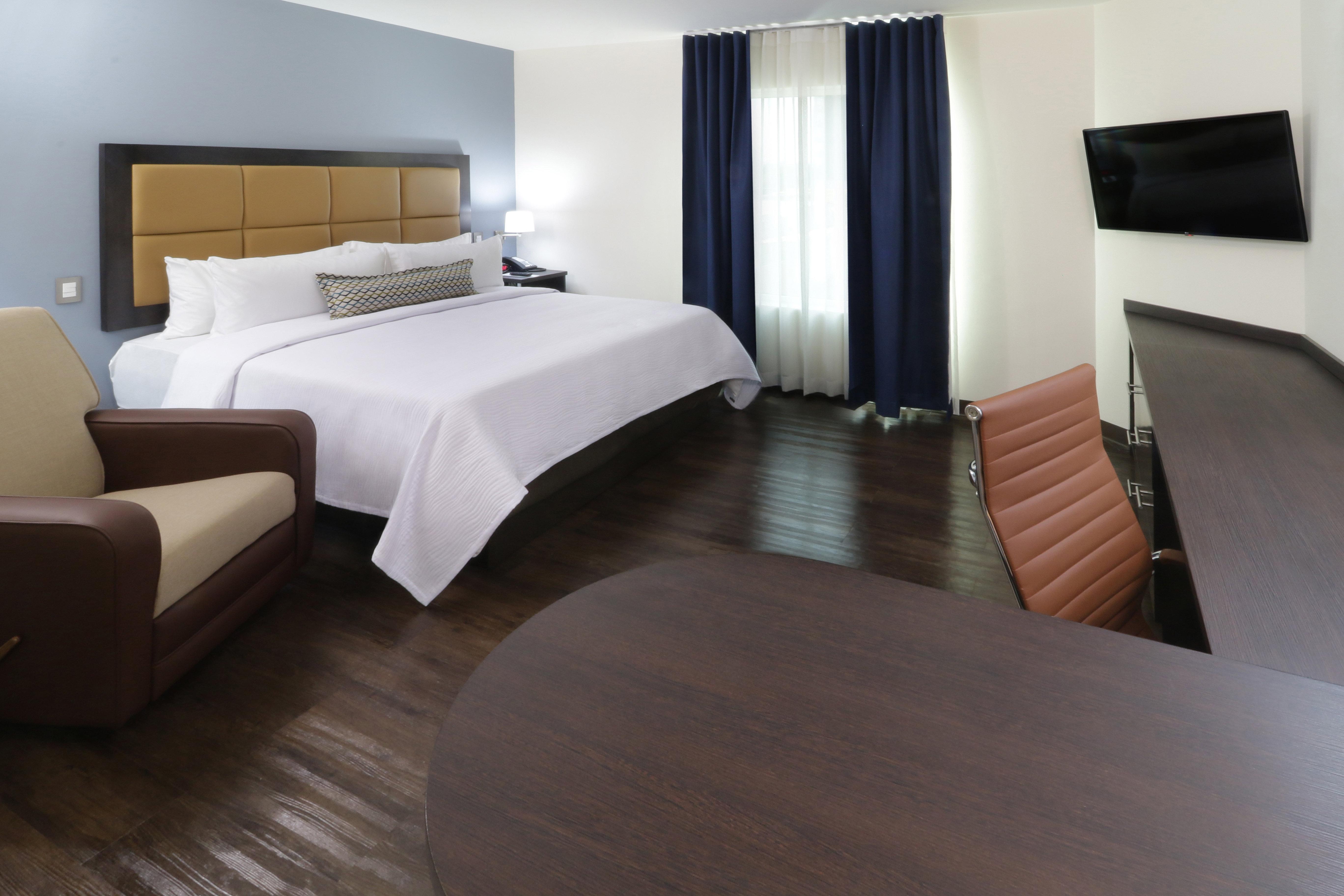 Candlewood Suites Celaya Celaya  Eksteriør bilde